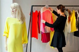 Как подбирать цвета в одежде