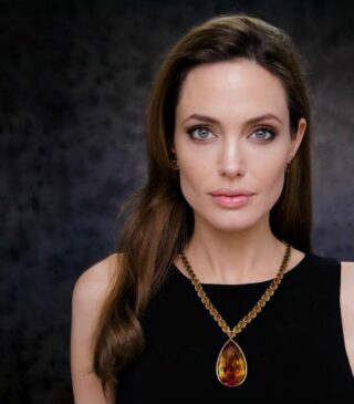 Украшения от Анджелины Джоли — скоро