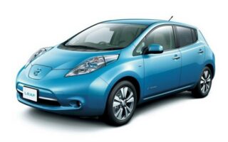 Nissan LEAF может стать Автомобилем года