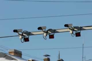 Превысил скорость — лишился прав!