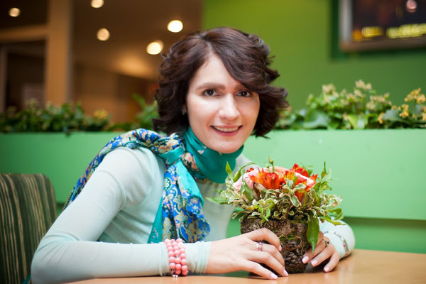 Интервью с певицей Женей Тополь