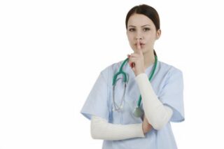 Путин разрешил доступ к врачебным тайнам