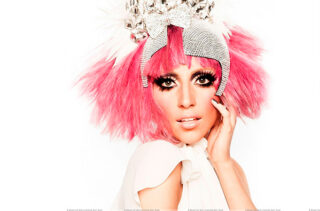 Леди Гага споет в космосе