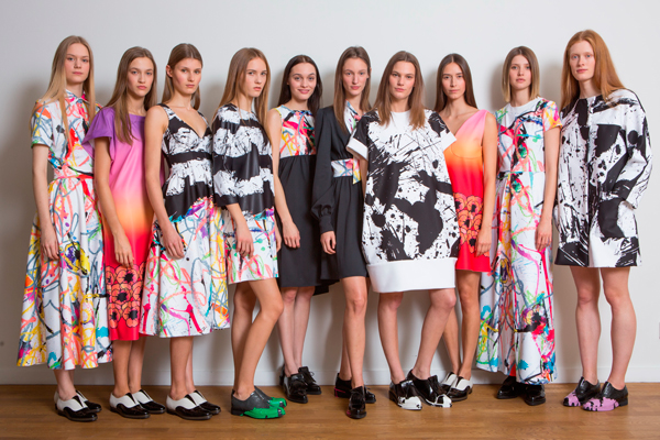 Британский дизайнер Джайлз Дикон представил новую коллекцию