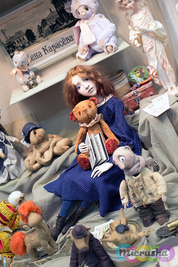 Весенний бал кукол на Тишинке