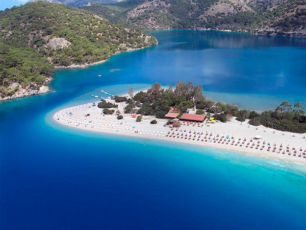 Выбор идеального места для пляжного отдыха