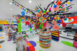 Самый большой шоколадный супермаркет в России