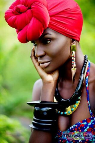 XVI выставка-продажа «Бижутерия от винтажа до наших дней»