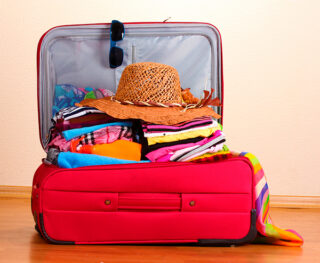 На чемоданах: лайфхаки по провозке багажа в самолетах