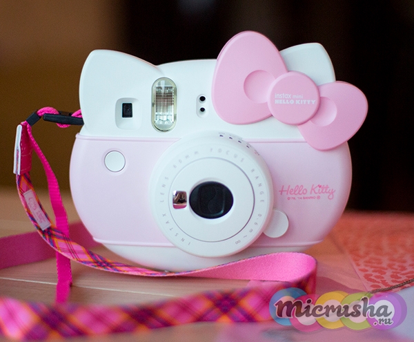 детский фотоаппарат Fujifilm Instax Mini Hello Kitty