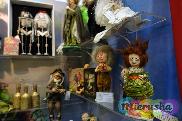 выставка кукол на тишинке