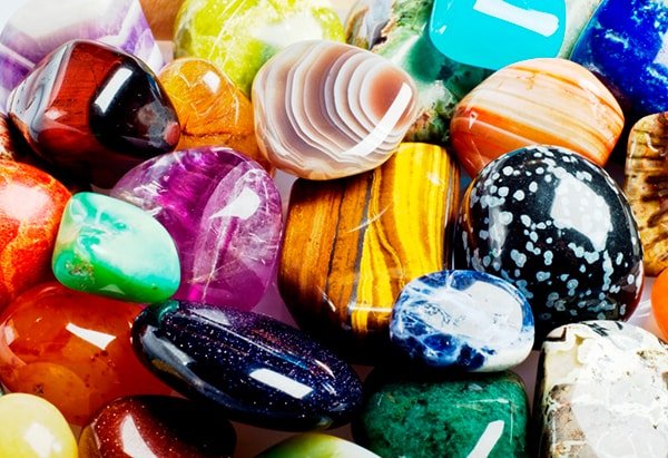 Камни по знакам зодиака — выбираем правильный камень