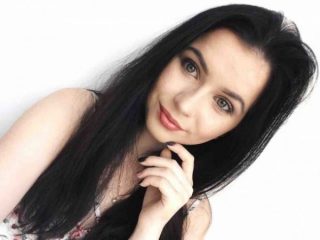 Как и какими средствами создать лёгкий дневной макияж