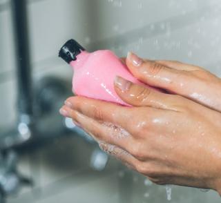 Свежая косметика ручной работы Lush