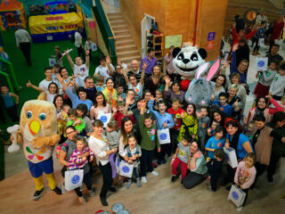 Компания Амвэй провела Kids Festival в Москве для мам и детей