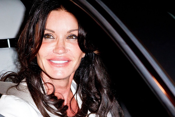 Дженис Дикинсон без макияжа, фото