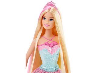 Кукла Барби без макияжа