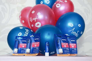Читай по губам: бальзамы NIVEA с вдохновляющими посланиями!
