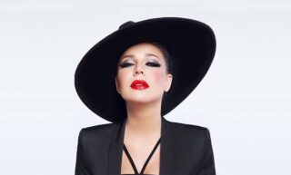 Певица Ёлка