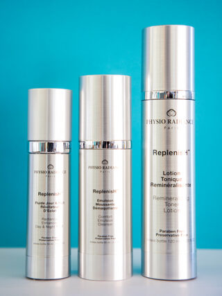 Молодость 24/7 с Radiance Enhancer Day & Night Fluid