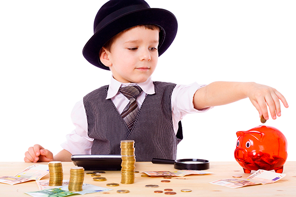 Как правильно давать ребенку деньги на карманные расходы