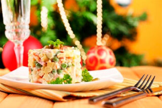 Как похудеть после праздников: 7 способов борьбы с лишним весом