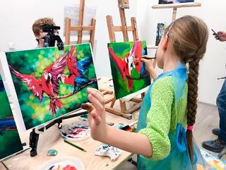 Что подарить девушке. Девять нетривиальных идей!