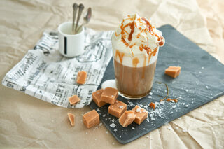 Кофейный напиток — заряд бодрости и позитива!