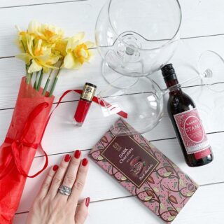 Цвет ногтей и характер: определяем по цвету маникюра.