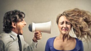 Абьюзер. Нездоровые отношения или любовь к тирану.