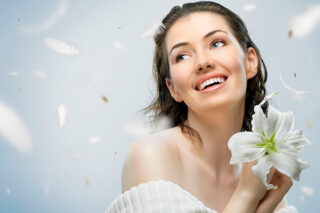 Косметические средства для весны и лета. Обзор средств Clarins