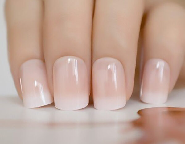 Маникюр без маникюра. Что делать, если не положен маникюр по дресс-коду…