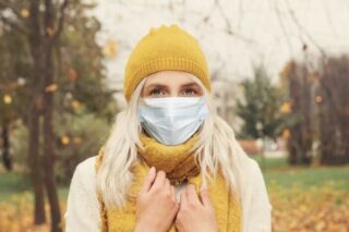 Нужно ли осенью усилить защиту от вирусов и бактерий? Как это сделать?