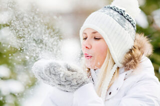 Каким должен быть зимний уход? Почему кожа требует особого внимания?