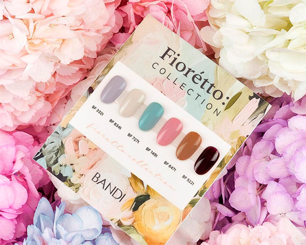 Новые оттенки гелей в сети «Пальчики»