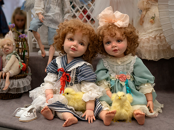 Куклы на Тишинке