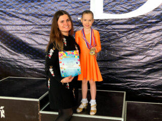 стоит ли отдавать ребёнка в бальные танцы